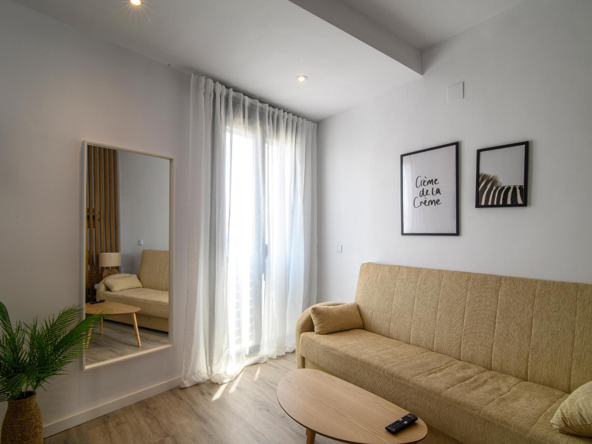 Antonella Suites Fuentes de Andalucía Exterior photo